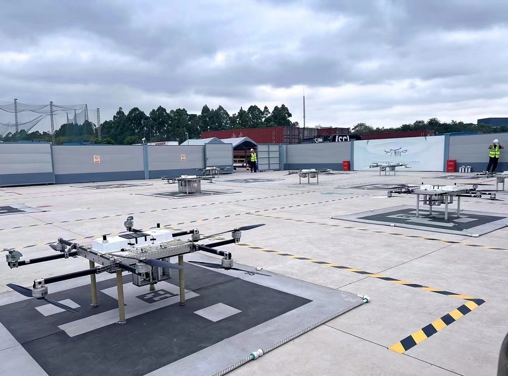 深圳加速布局“天空之城” 争创国家低空经济产业综合示范区，智能无人飞行器制造引领新赛道